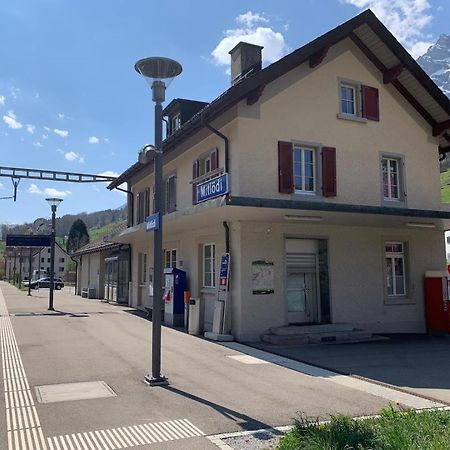 Revier Schlicht Und Bahnsinnig Mitlodi Luaran gambar