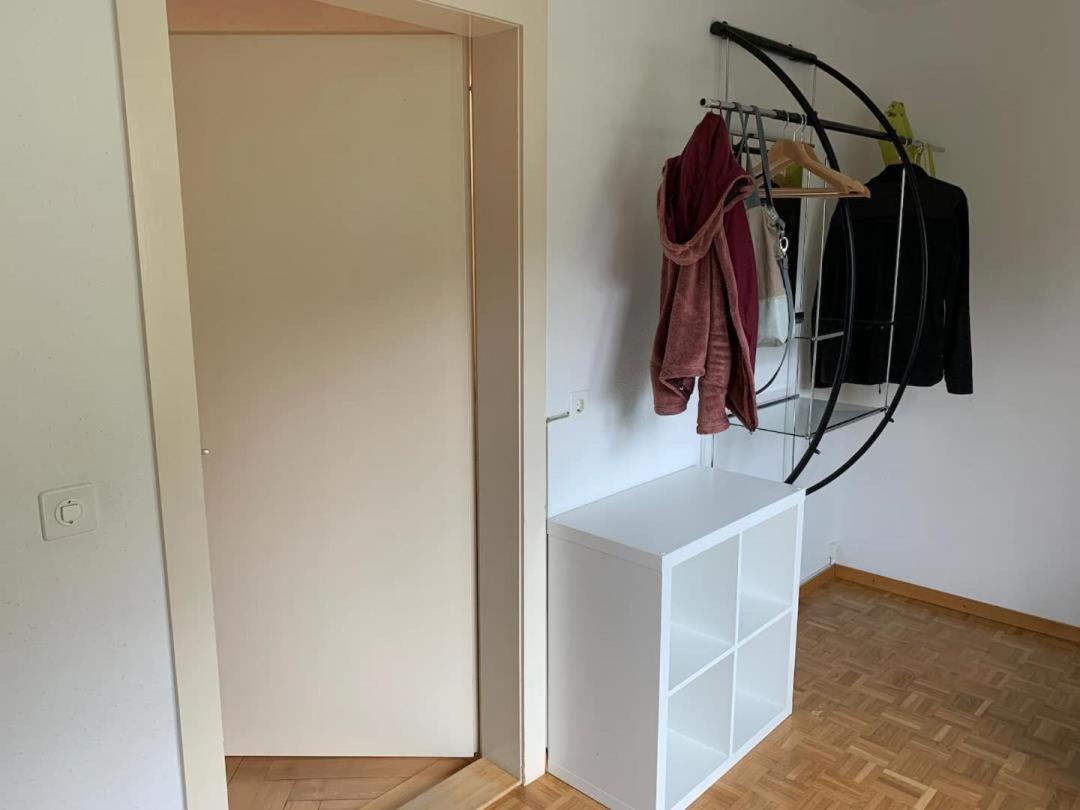 Revier Schlicht Und Bahnsinnig Mitlodi Luaran gambar