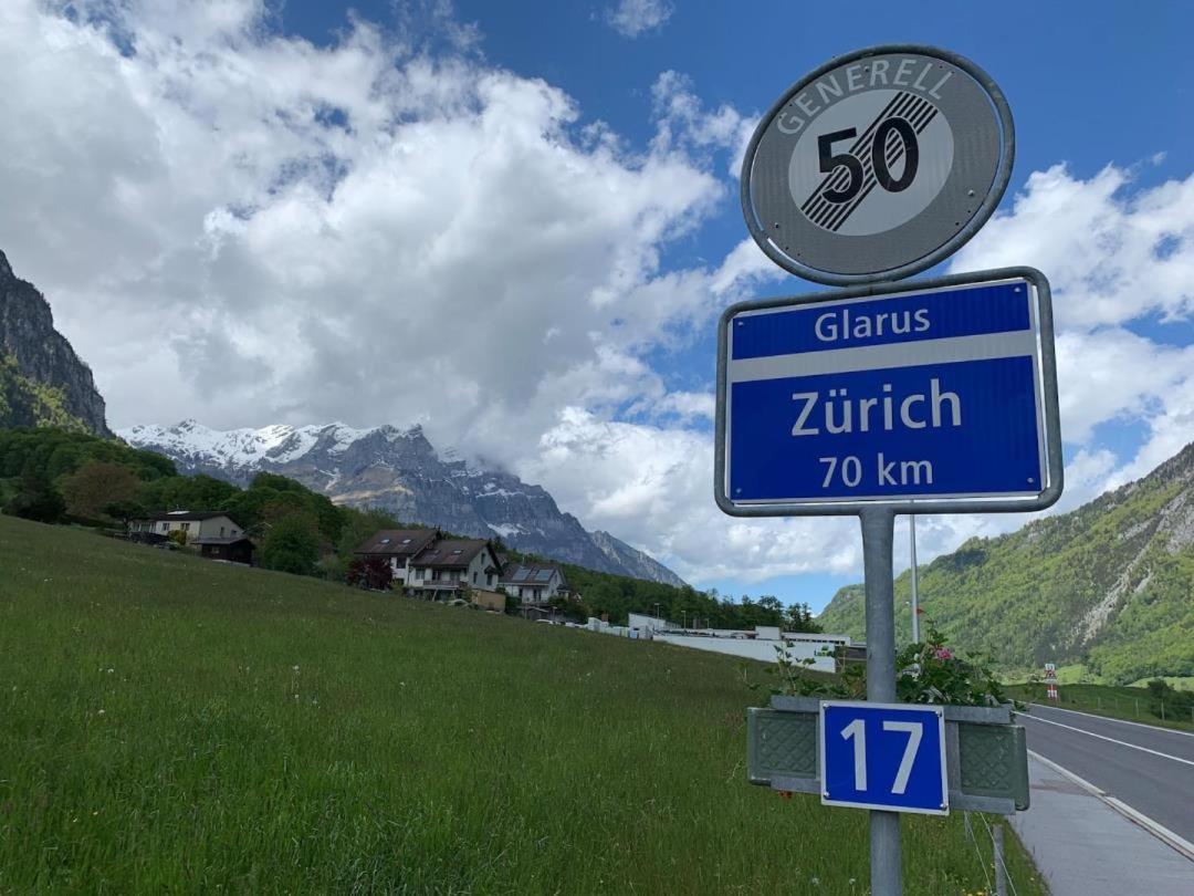 Revier Schlicht Und Bahnsinnig Mitlodi Luaran gambar